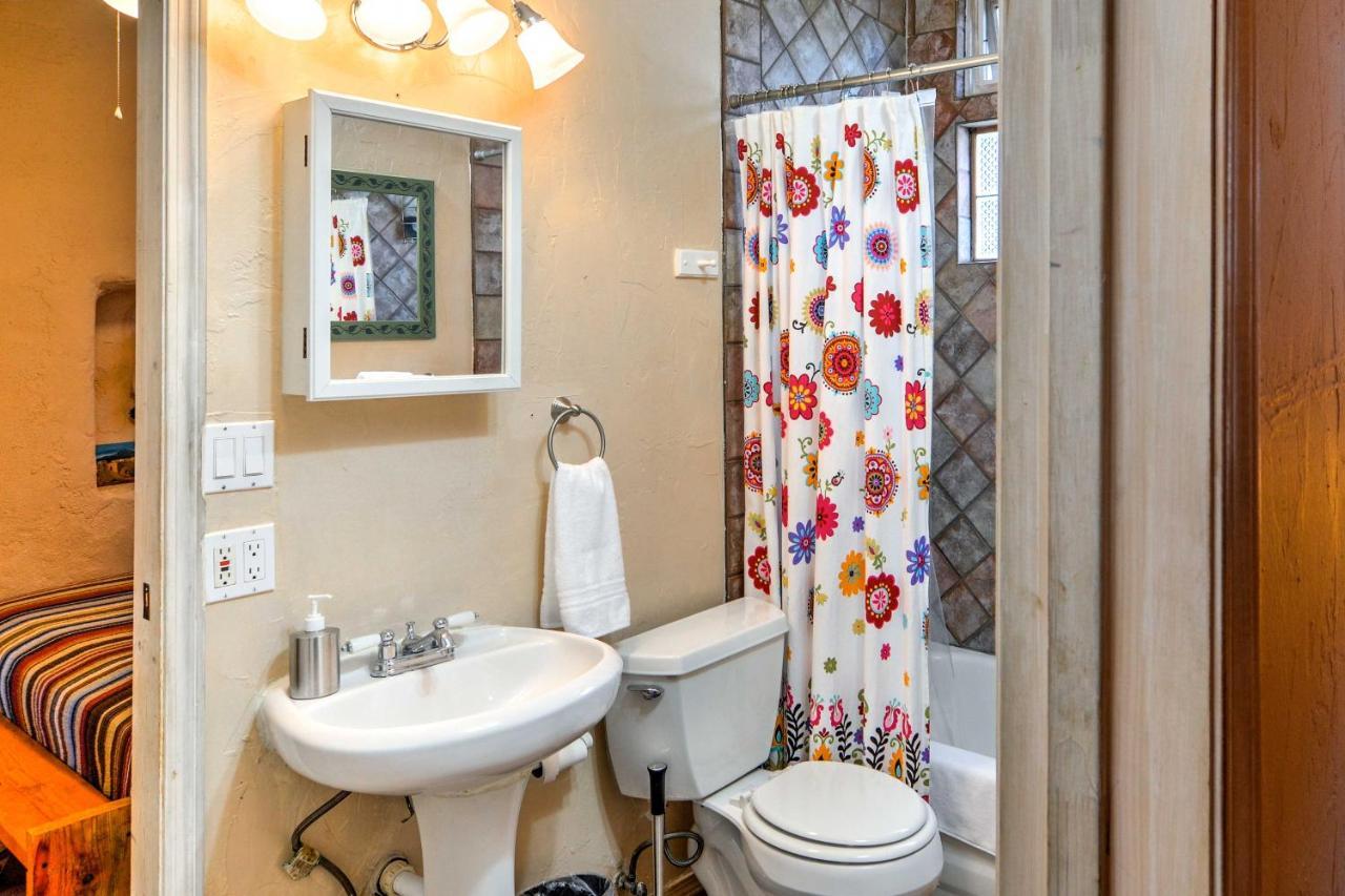 Authentic Adobe Abode Less Than 1 Mile To Sante Fe Plaza! ซานตาเฟ ภายนอก รูปภาพ